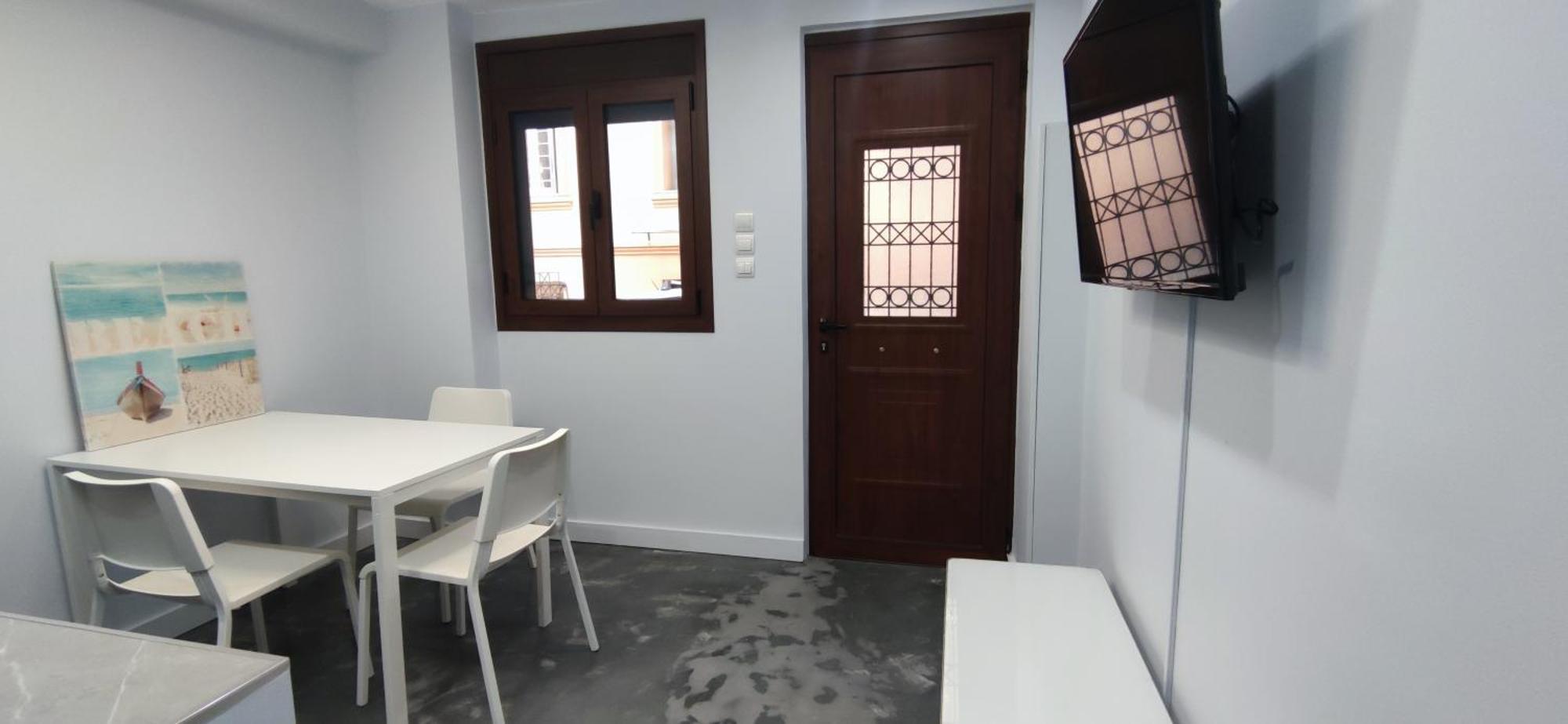 New Apartment With A Separate Entrance Near The Subway. Athene Buitenkant foto