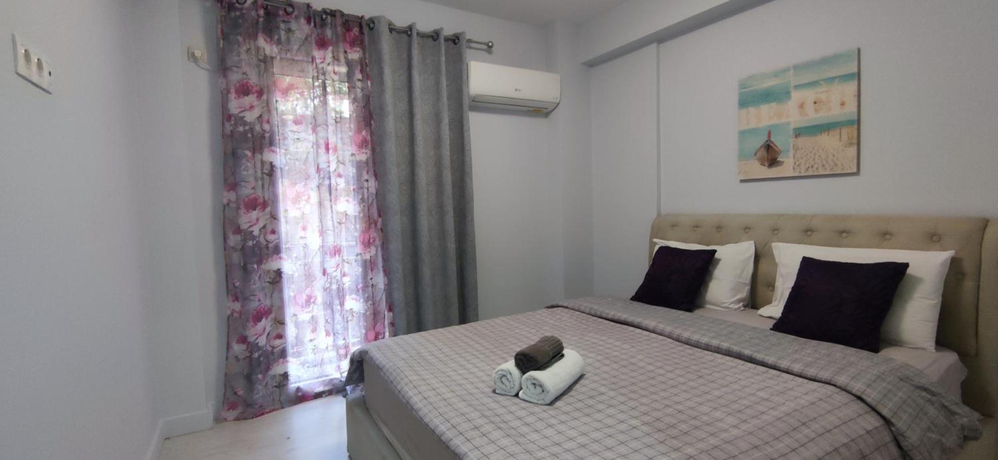 New Apartment With A Separate Entrance Near The Subway. Athene Buitenkant foto