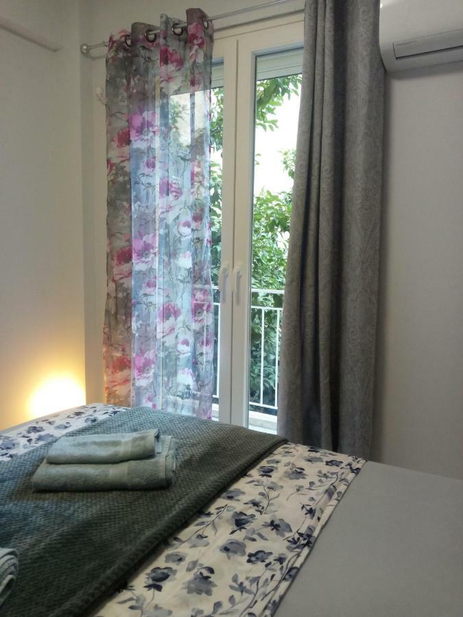 New Apartment With A Separate Entrance Near The Subway. Athene Buitenkant foto